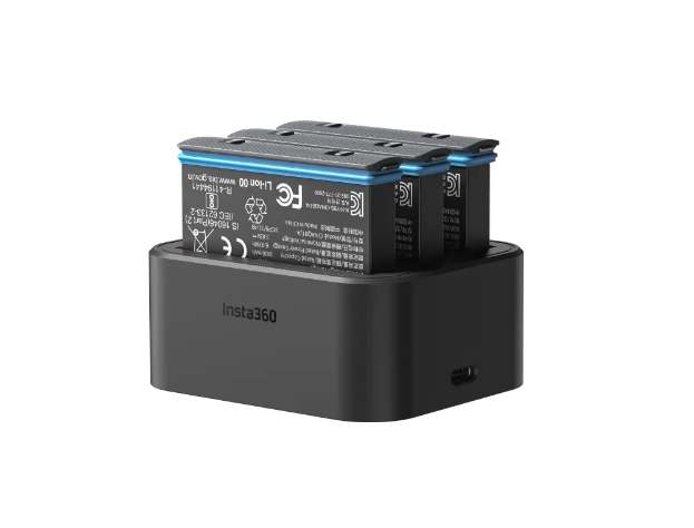 Insta360 X3 Fast Charge Hub | Easily fast charge up to three batteries at the same time